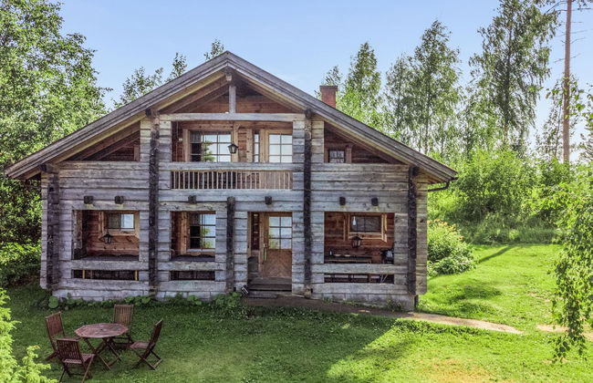 Karjalan kelohuvila - Foto 1