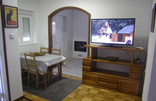 House in quiet place, free parking - Foto 1