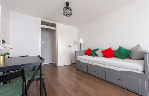 Lovely 2-bed 20 mins to central London - Foto 6
