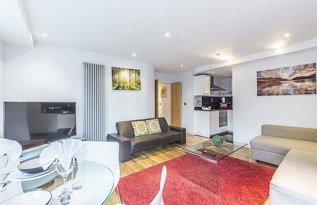 Canary Wharf Luxury Apartments - Photo 58