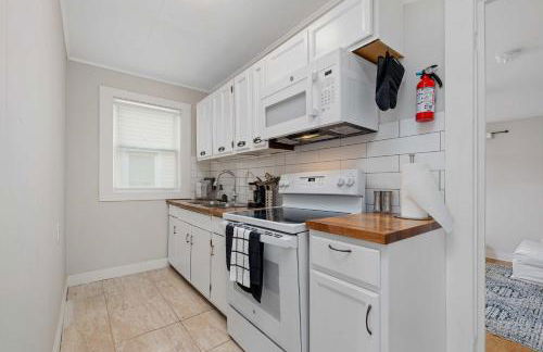 Vintage West Central Apt Walkable Free Parking! - Foto 10