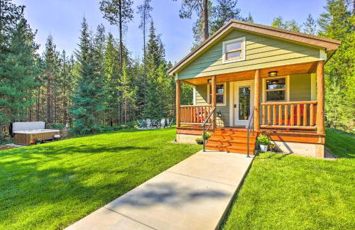 Rustic-Chic Woodland Hideaway with Hot Tub! - Foto 28