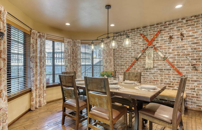 Dream Catcher by Avantstay Deck, Fire Pit, Movie Theater, Game Garage - Foto 10