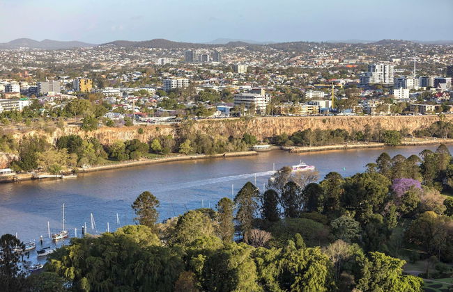 Oaks Brisbane River City Suites - Photo 66