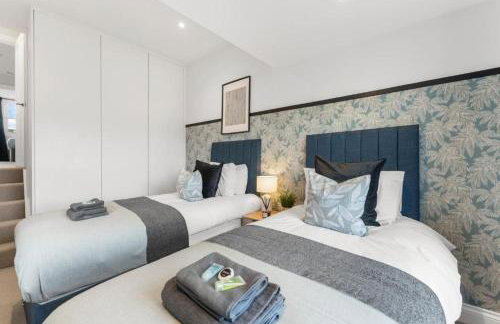 Stunning 4 Bedroom Abode in Zone 1 - Balcony - Sleeps 9 - Foto 35