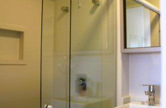 Apto de duas suítes com vista mar - 100 metros da praia em Canasvieiras - Foto 10