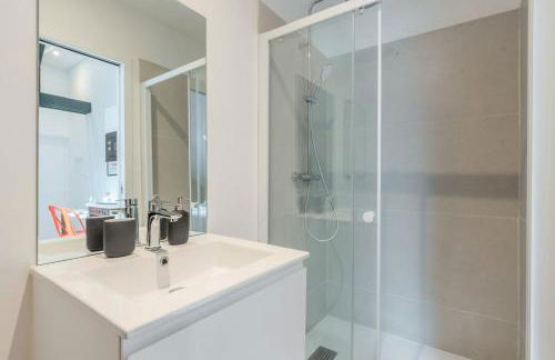 Studio sous les combles côté cour, parking gratuit - Foto 7