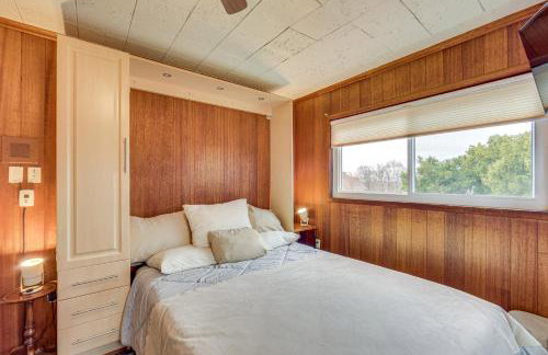 Rustic Chic Retreat 4 Mi to Kennywood! - Foto 14