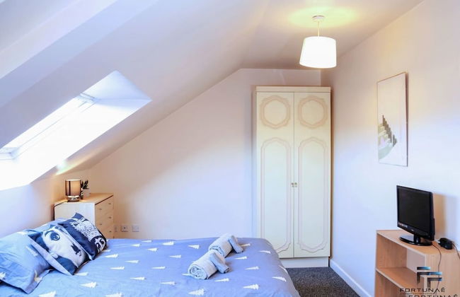 Beautiful 5-bed House Roker Beach - Photo 5