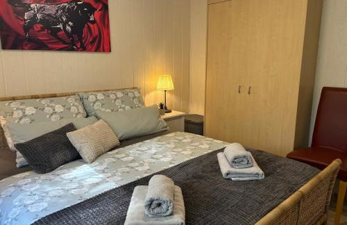 Bungalow-Jessern Ferienhaus im Grünen mit Seeblick - Foto 23