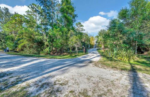Upcycled Shipping Containers Transformed into a Glamping Home for a Unique Florida Vacation - Foto 63