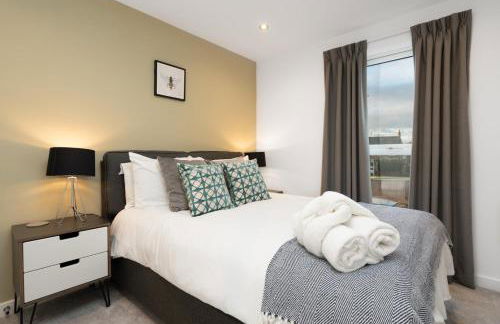 Spacious Modern 2 BR Old Trafford & Free Parking - Foto 6