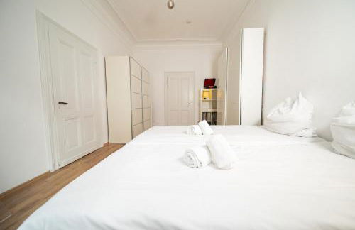 WHITE 60 QM Apartment - Zentral - Balkon - Messe - Foto 6