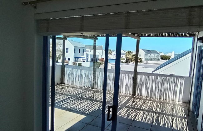 Relax in Style at La Kruger Blue, Langebaan's Premier Holiday Home - Foto 21