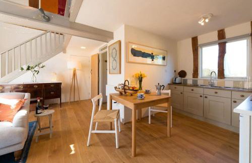 Deepwell Granary is a lovely thatched barn with attached meadow woodland - Foto 12