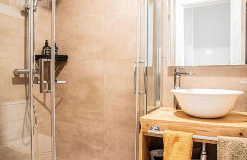 AMARA Family & Surf with Oceanview and Pool - Photo 27