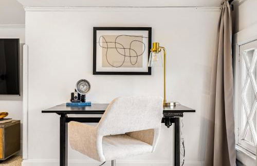 Chic Victorian Manor - Sleeps 12 - Congress Park - Foto 36