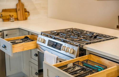 NEW! CowboyPool* 2Kings* Sleeps12* GroupTrip* - Foto 15