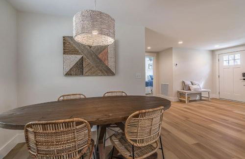 Newly Renovated LowCountry Cottage with Marsh Views - Sleeps 6 - Foto 13