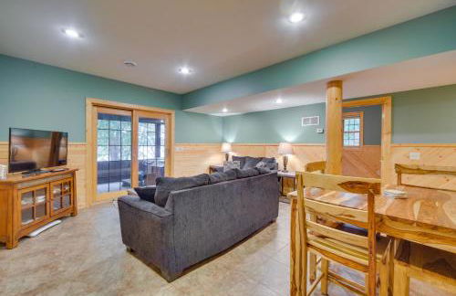 Lakefront Wisconsin Cabin with Boat Dock! - Foto 23