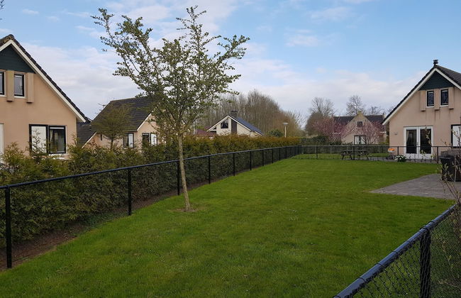 Nice Holiday Home with Sauna & Hot Tub near Wadden Sea - Foto 33