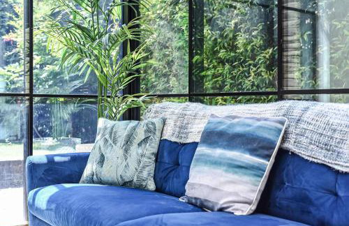 Stunning 3 Bed Victorian House - Idyllic Location - Foto 17