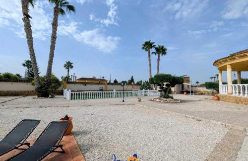 Fantastic Countryside Villa with Private pool and More CT22 - Foto 35