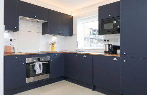 2-bed 2-bath flat around the corner from Portobello Market - Foto 20