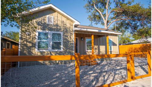 Escape to 4br/3ba Brand New Downtown Home - Foto 5, Other