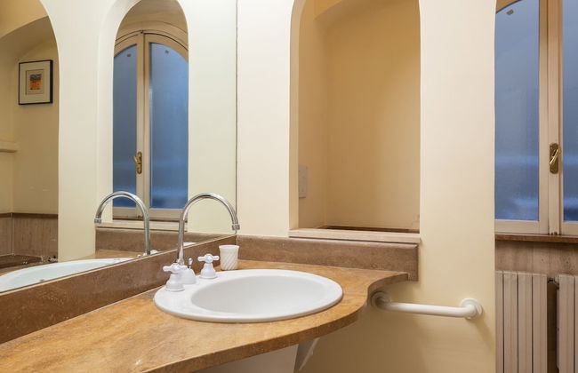 Porta Pia Elegant Two Bedroom - Photo 44