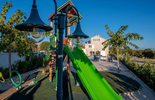 Luxury Villa David with swimming pool, sauna and jacuzzi - Foto 44