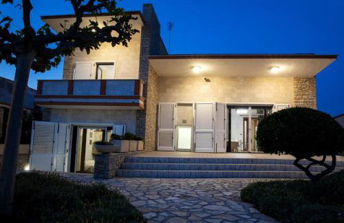 Villa Eleonora con piscina Fronte Mare - Foto 42