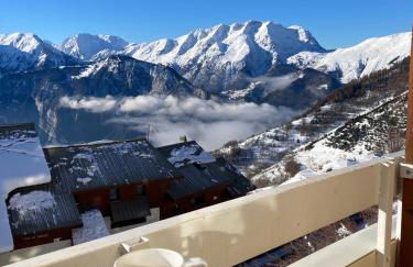 Sunny studio Mountain View balcony Alpe d Huez Studio ensoleillé balcon vue montagne - Foto 1
