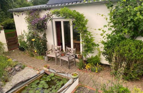 Häuschen mit Gartenblick - Foto 12