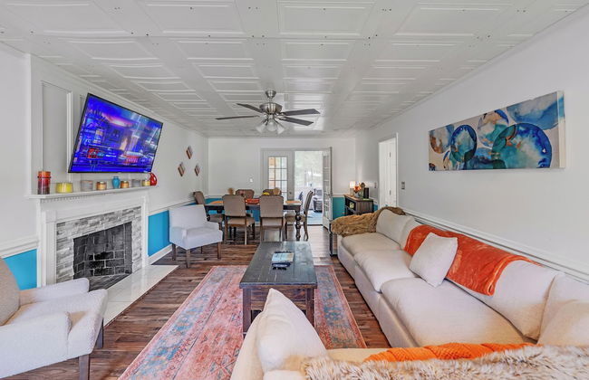 Kernersville Hot Tub Pool Arcade Gym Wifi Coffee - Foto 1