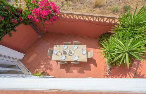 Beautiful Frontline beach Townhouse - Photo 15