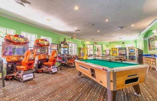 Magical Getaway Close to Disney! Pool, Gym, & WiFi - Photo 32