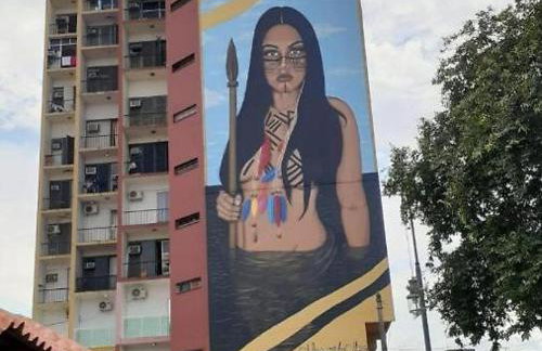 Riverfront Retreat Prime Location Apartment with Stunning Views of the RioNegro - Foto 11