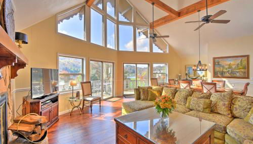 Picturesque Sky Haus Sanctuary with Mountain Views - Foto 4