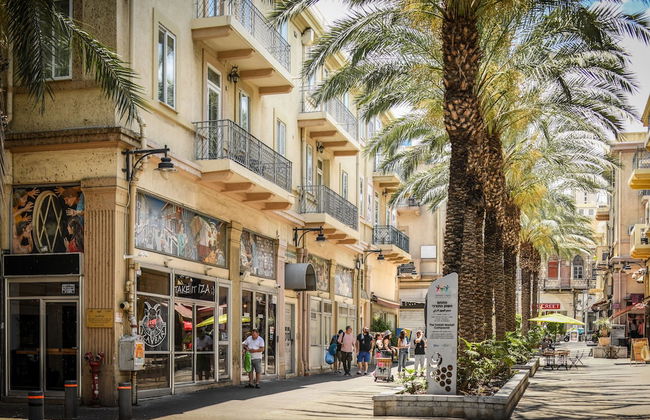 Vintage Charm 1BR Apt w Balcony & View - Foto 27