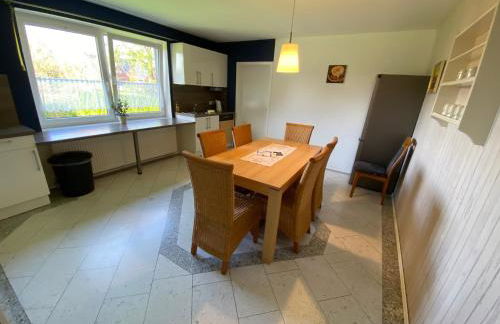 4-ZIMMERWOHNUNG,KÜCHE, INTERNET,PARKPLATZ,EMDEN,IHLOW,AURICh - Foto 3