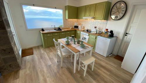 Craftsman's House - Photo 2