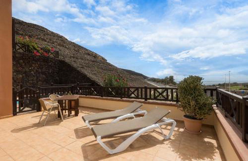 3BR Jandia House - Private Pool, Seaviews & Golf - Photo 10