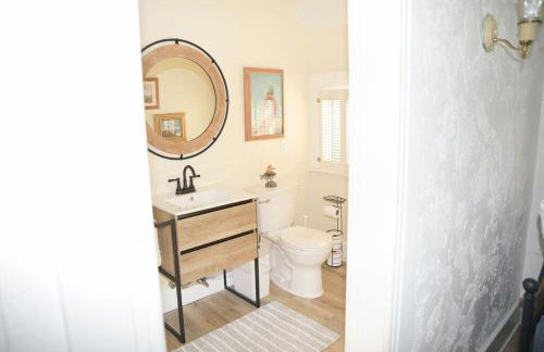 Historic and Charming Birch House - Foto 38