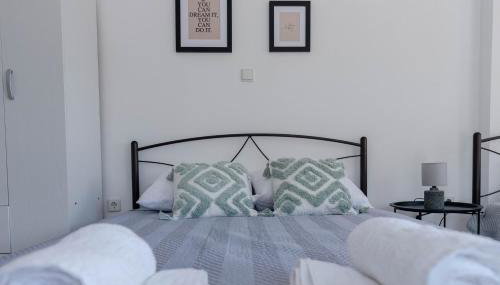 Muses_Calliope, Chios - Foto 5