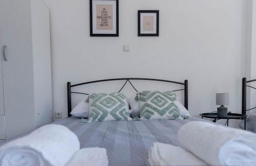 Muses_Calliope, Chios - Foto 5