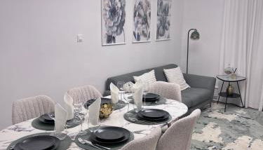 Le Rapp 6, Appartement de Standing 3 chambres, 7 personnes &1 bébé, Cosy et familial ultra équipé Emplacement Idéal proche Gare Centre ville Marchés de Noël Quartier Tribunal Contades - Foto 4