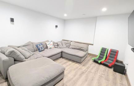 Lakefront, Private Beach, Garage Bar, Near WI Dells, King Beds, Sleeps 16, Near Ski Hills - Foto 75