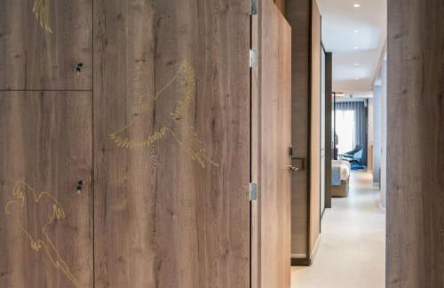 The Garden Suites - Photo 33