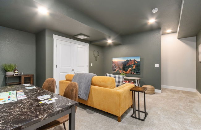 Noco Retreat - King Beds, Fireplace, Scenic Trails - Foto 32